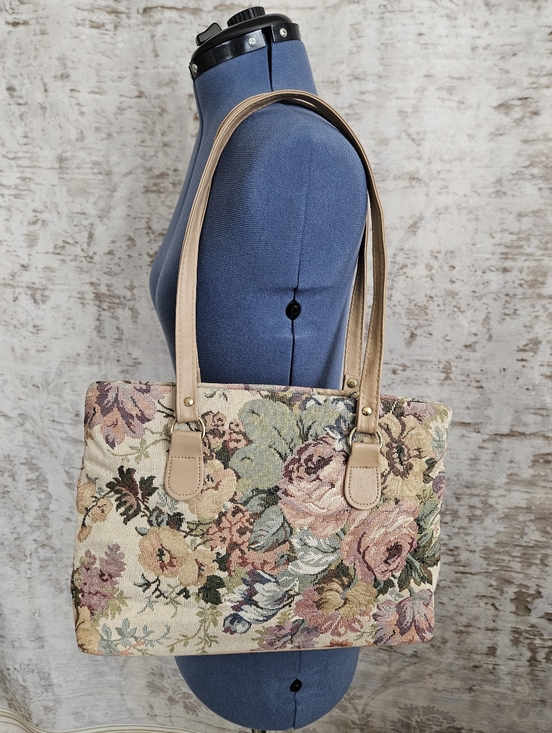 Vintage Handbags - Vintage Floral Tapestry Purse Bag 80s 90s Cottagecore